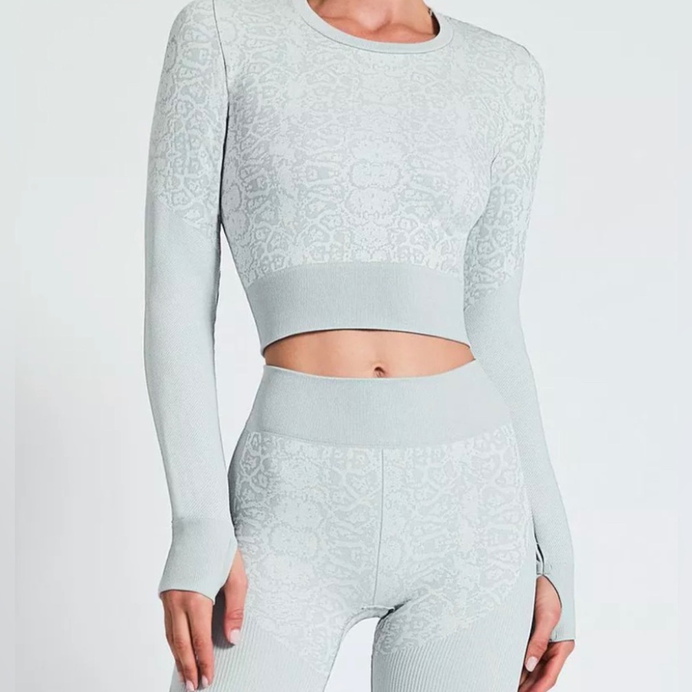 Devon Windsor Long Sleeve Top size M